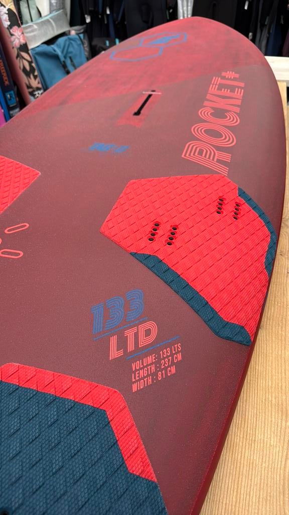 Tabou rocket+ LTD 133 2025, Watersport en Boten, Windsurfen, Ophalen of Verzenden, Nieuw, Plank