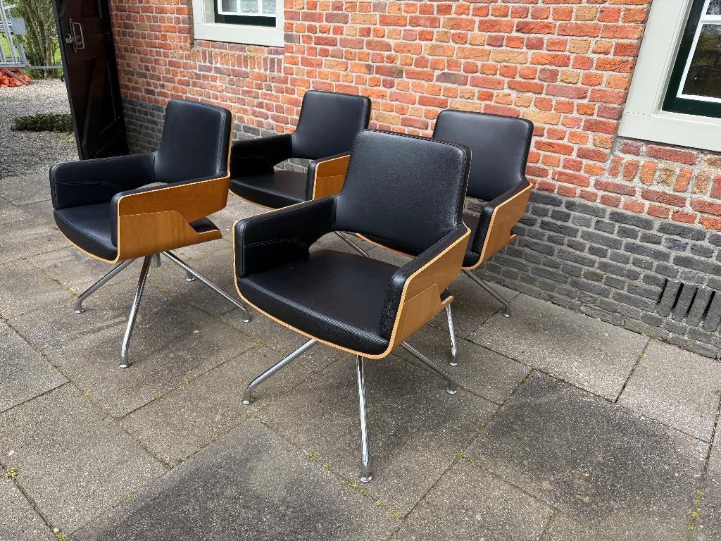 Thonet S847 (4x), Huis en Inrichting, Ophalen, Gebruikt, Zwart, Design meubilair
