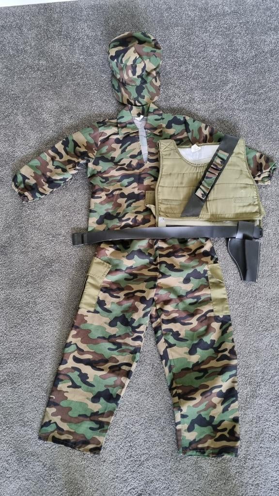 Verkleedkleding camouflagepak maat 116, Kinderen en Baby's, Ophalen of Verzenden, Zo goed als nieuw, 110 t/m 116, Jongen of Meisje