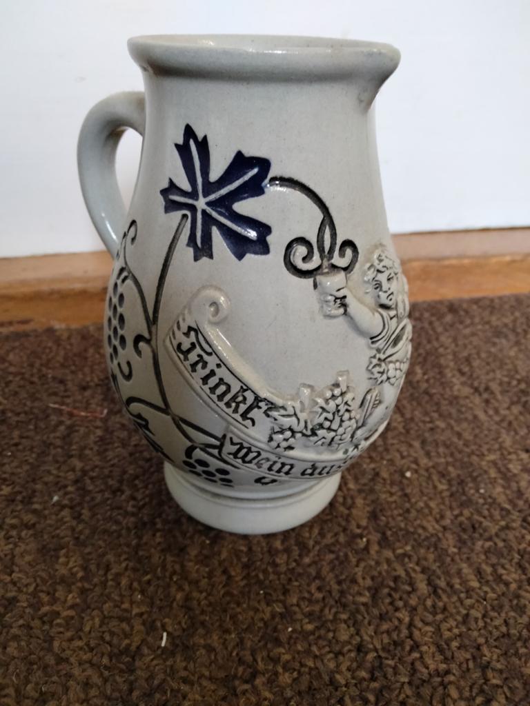 Vintage Westerwald Bierpul/Wijnkan met Reliëfdecoratie, Antiek en Kunst, Ophalen of Verzenden