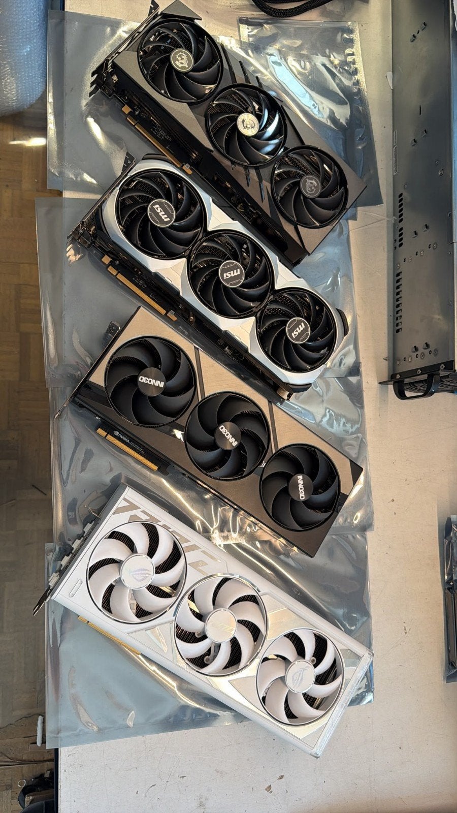 4x NVIDIA GeForce RTX 4090 - Zo goed als nieuw, Computers en Software, GDDR6, PCI-Express 4, Churchillaan 202A, Privacy-eu@msi.com