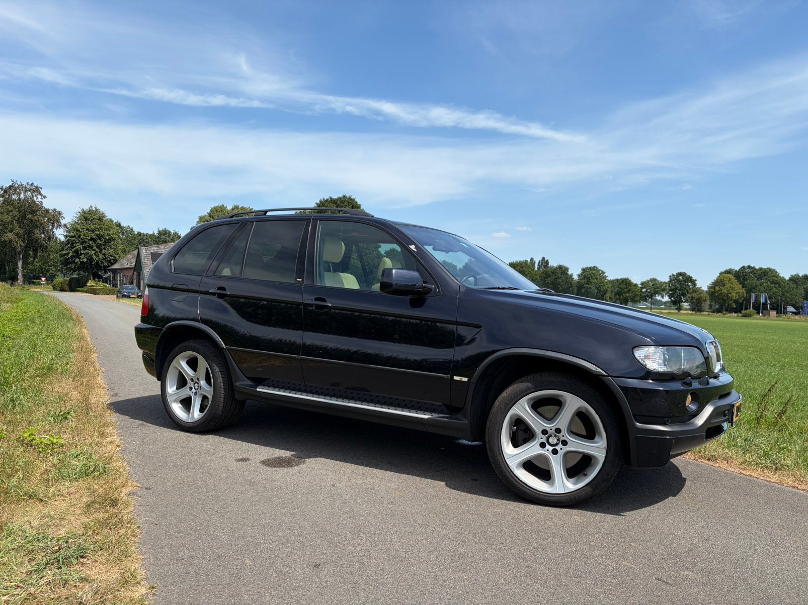 BMW X5 REIHE full options uitvoering 4.6 IS AUT 2004 Zwart, Auto's, Automaat, 138 €/maand, Zwart, Leder