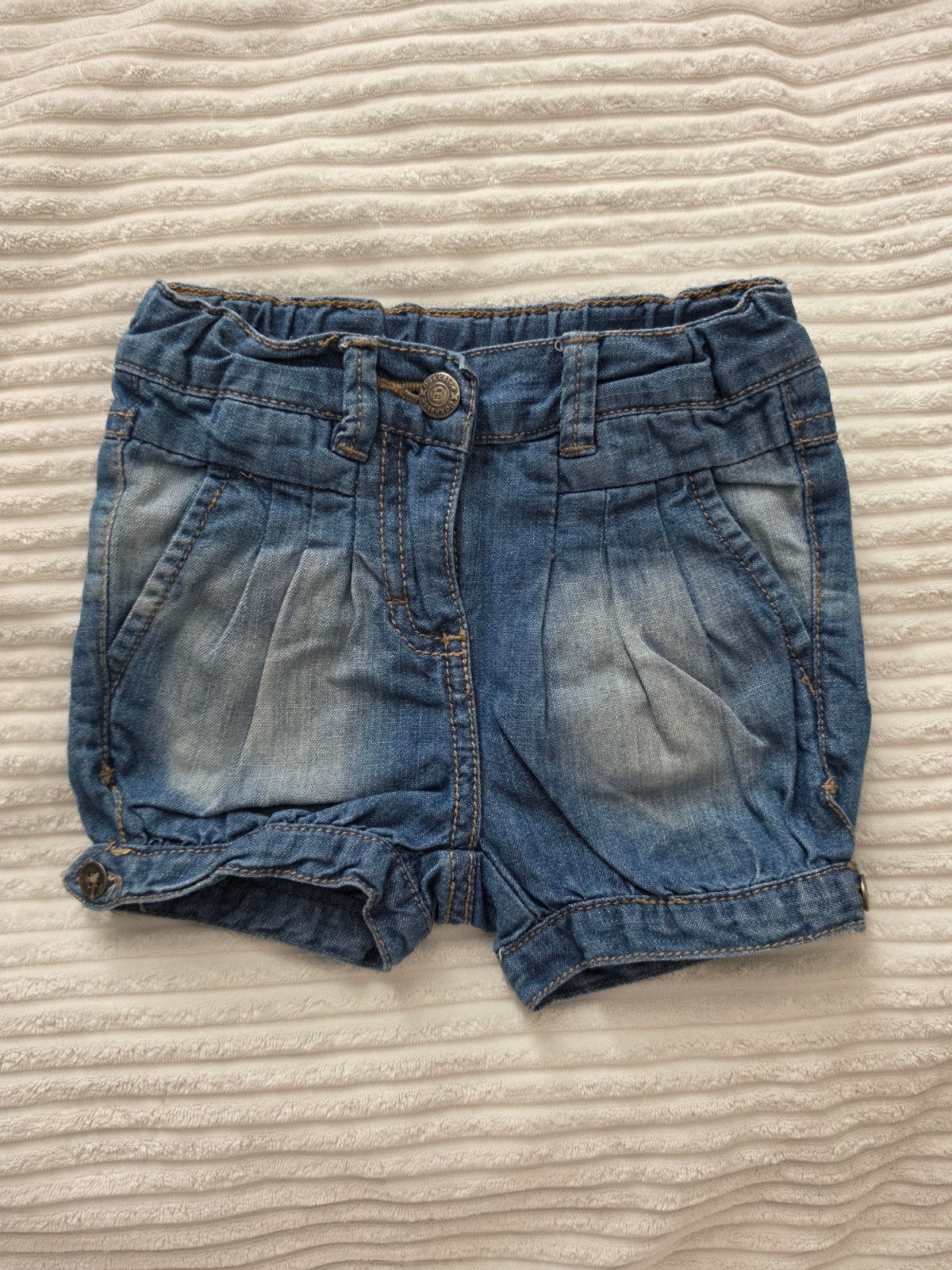 Bakkaboe denim short jeans korte broek maat 68 heel goed, Kinderen en Baby's, Broekje, Meisje, Ophalen of Verzenden, Zo goed als nieuw