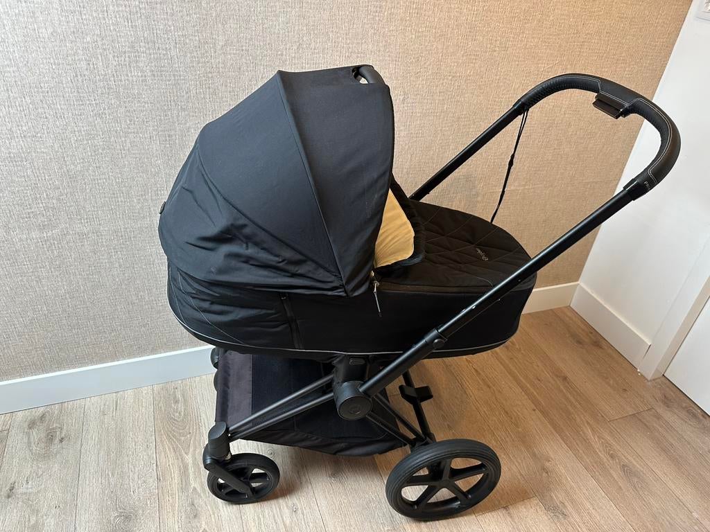 Cybex priam zwart, Kinderen en Baby's, Kinderwagens en Combinaties, Gebruikt, Verstelbare duwstang, Ophalen, Kinderwagen