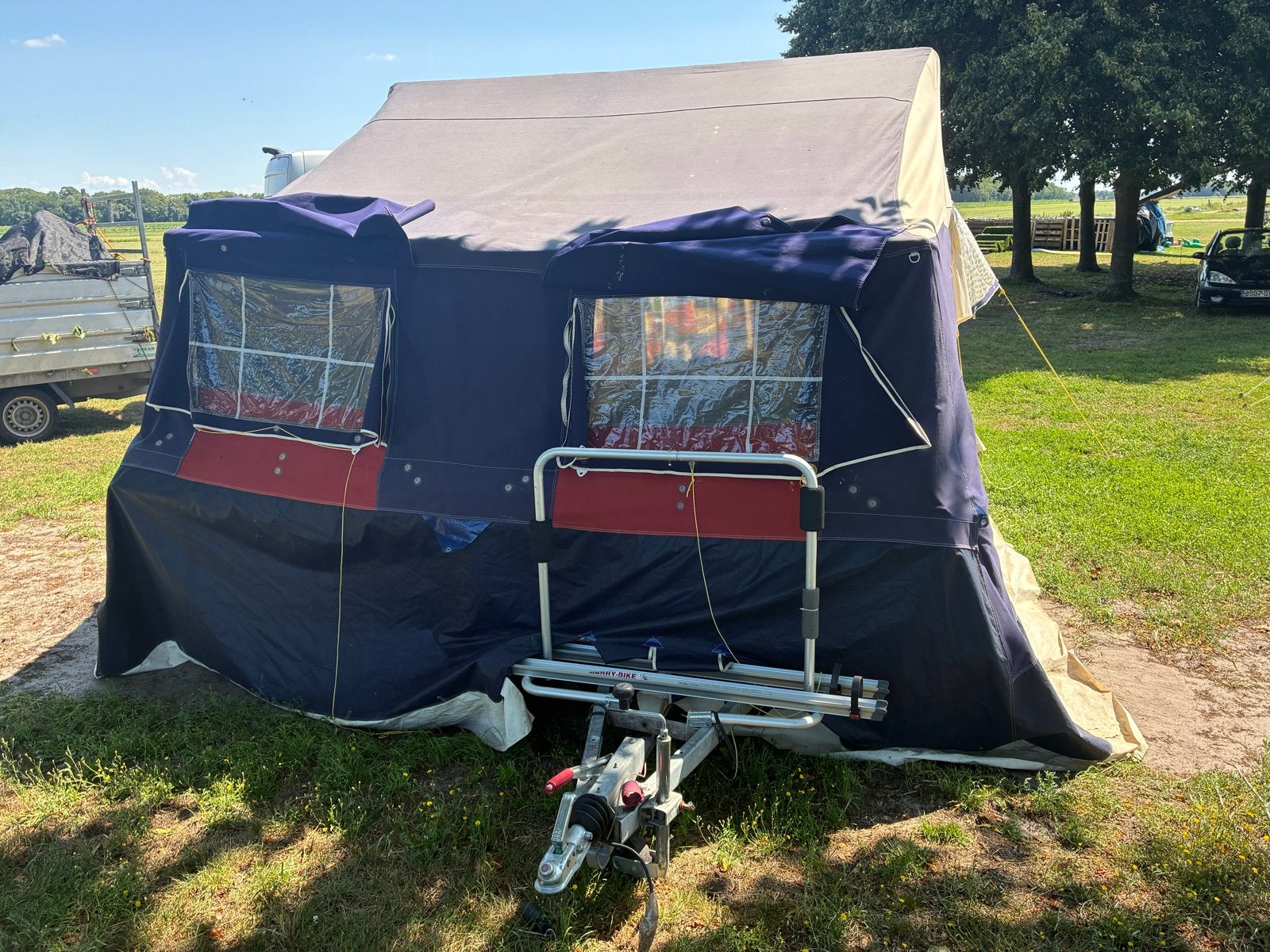 Knappe vouwwagen met 4 slaapplaatsen en hoekbank, Caravans en Kamperen, Vouwwagens, Meerkleurig, Aanwezig, Tot en met 4, Ophalen