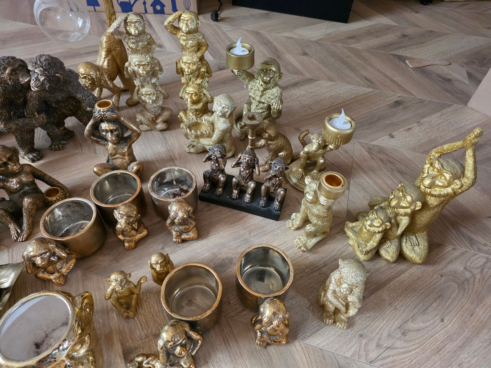 verzameling gouden aapjes, Verzamelen, Beelden en Beeldjes, Ophalen of Verzenden, Zo goed als nieuw, Dier