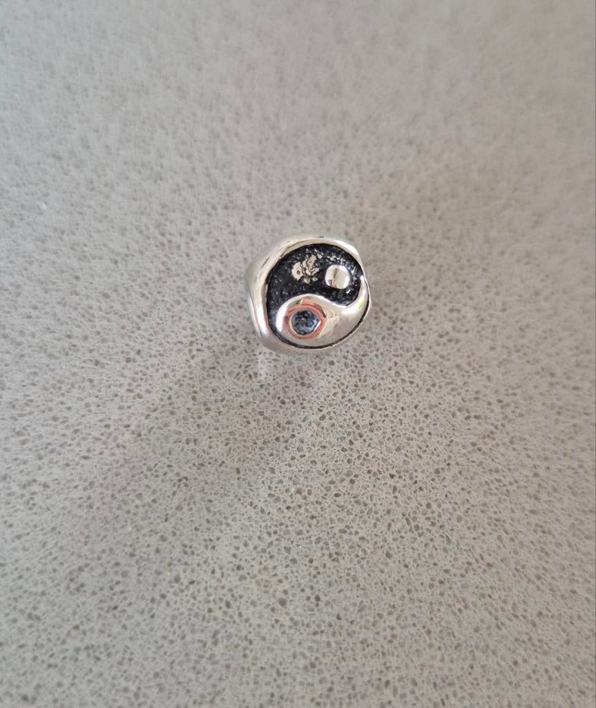Pandora bedel - Ying Yang, Pandora, Ophalen of Verzenden, Zo goed als nieuw, 1 bedel
