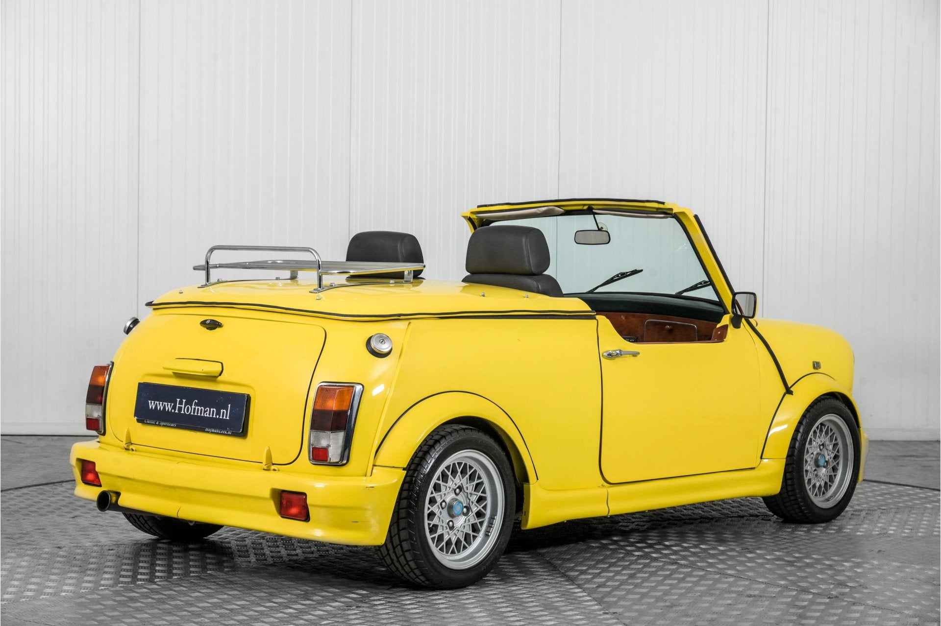 MINI Cabrio two seater . (bj 1976), Auto's, 4 cilinders, Cabriolet, Handgeschakeld, Geïmporteerd