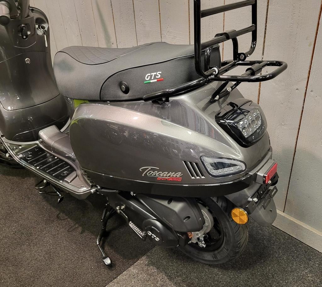 GTS Toscana Dynamic E.F.I snor/brom/Euro5/Direct leverbaar, Fietsen en Brommers, Scooters | Overige merken, Maximaal 45 km/u, Nieuw