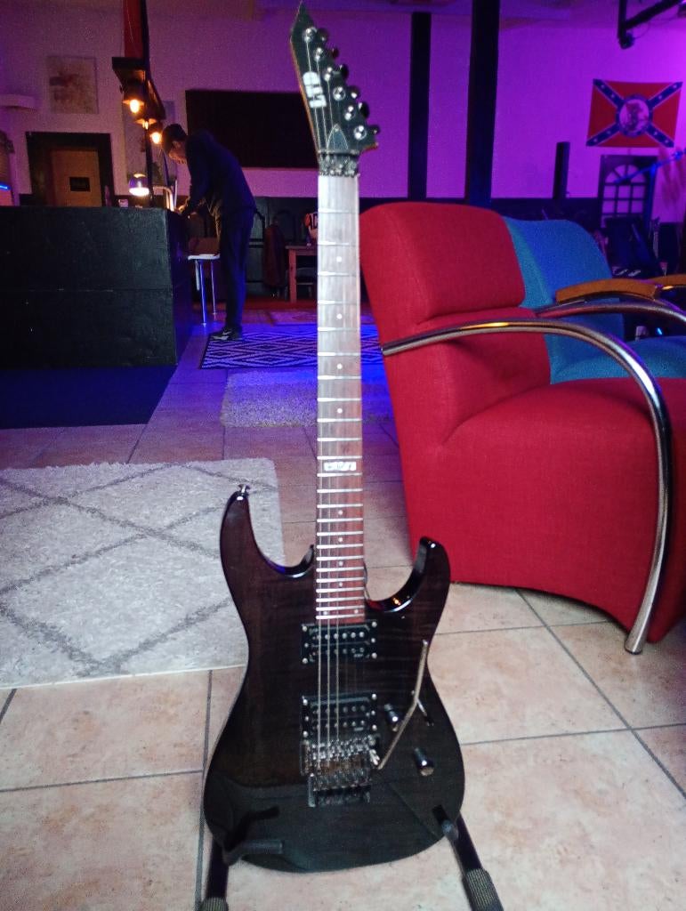Smetteloze ESP ltd M-100FM, Ophalen, Zo goed als nieuw, Solid body, Overige merken