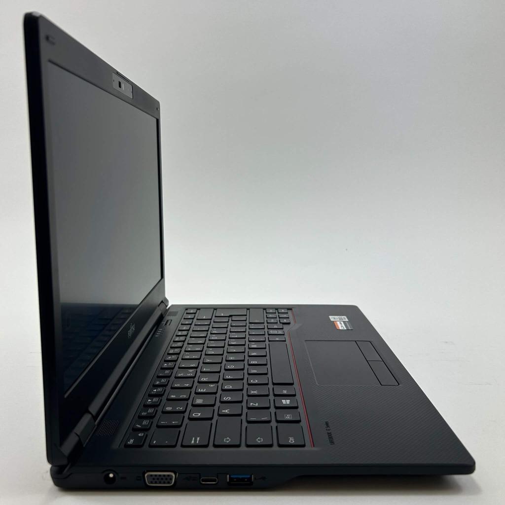 Fujitsu LifeBook E5410 – Intel Core i5-10210U – 16GB – 256GB, 256 GB, Qwerty, Tiptoplaptop, 9714AL