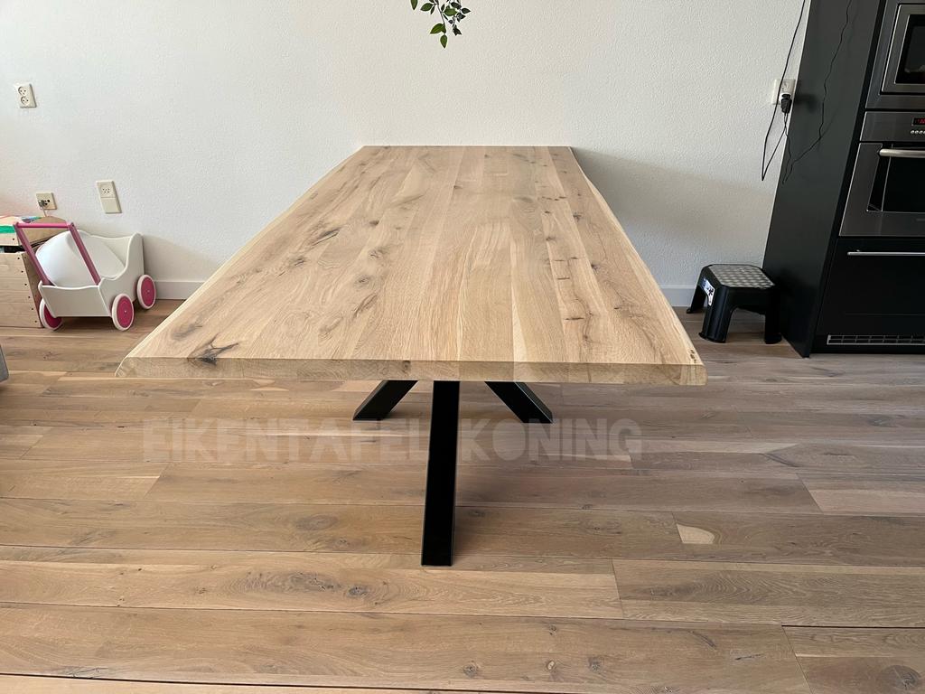 Eiken boomstamtafel eettafel massief spinpoot voorraad SALE!, Vijf personen of meer, Rechthoekig, Nieuw, 200 cm of meer