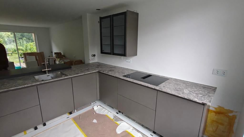 Kast, keuken en meubel montage Amsterdam. Ikea pax, Diensten en Vakmensen, Klussers en Klusbedrijven