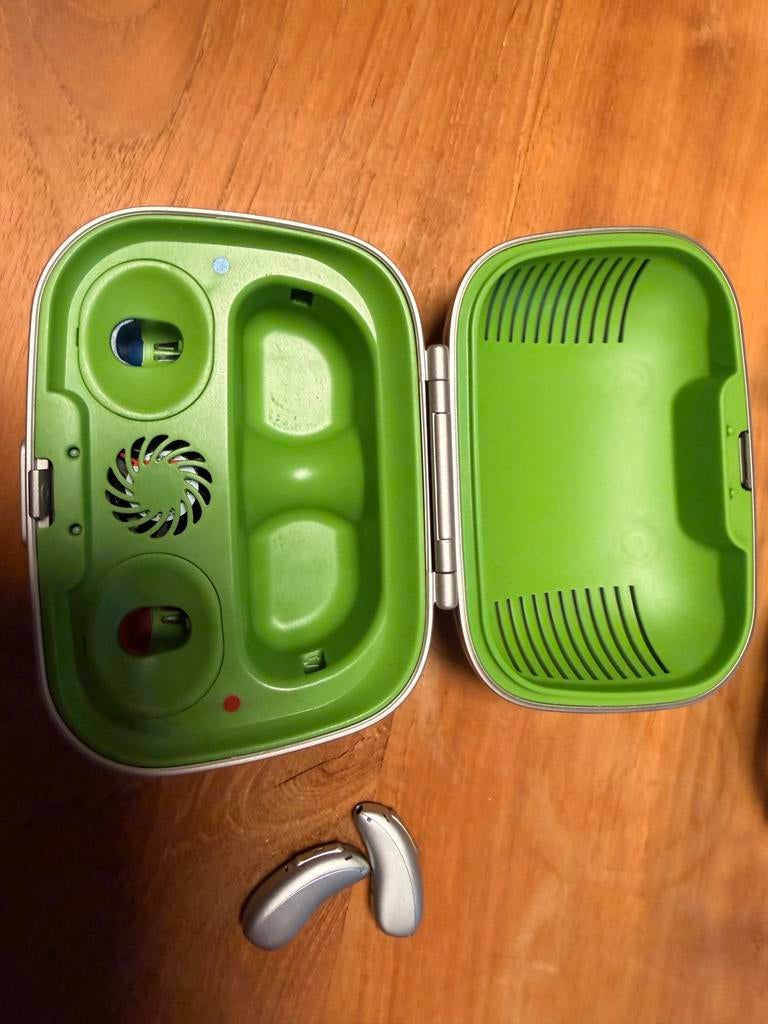Phonak Hoortoestellen Oplaadcase + Accessoires - Zo Goed Als, Ophalen of Verzenden, Nieuw