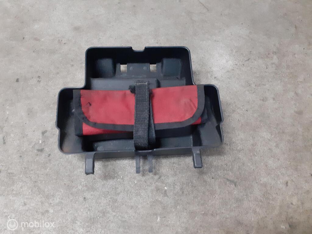 Gereedschapbak origineel bakje gereedschap 748 916 996 998, Gebruikt, Factorystore.service@ducati.com, Ophalen of Verzenden, Via Antonio Cavalieri Ducati, 74/5, 74/6, 40132 Bologna BO