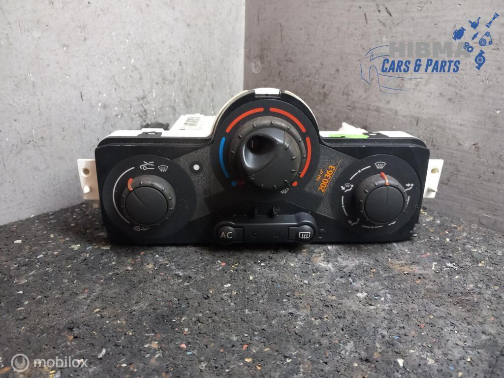 Renault Megane II Kachelpaneel 68420001 2004 - 2009, Auto-onderdelen, Dashboard en Schakelaars, Gebruikt, Renault, Ophalen of Verzenden