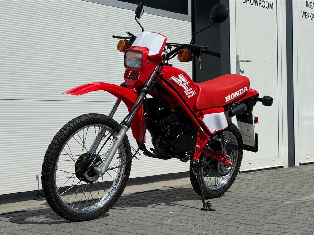 Volledige NOS gebouwde NL Honda MT5 1988, Fietsen en Brommers, Brommers | Honda, Nieuw, Ophalen of Verzenden, MT