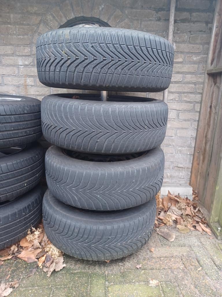 4 Winterbanden 205/55 R16, Gebruikt, 16 inch, Banden en Velgen, Personenwagen