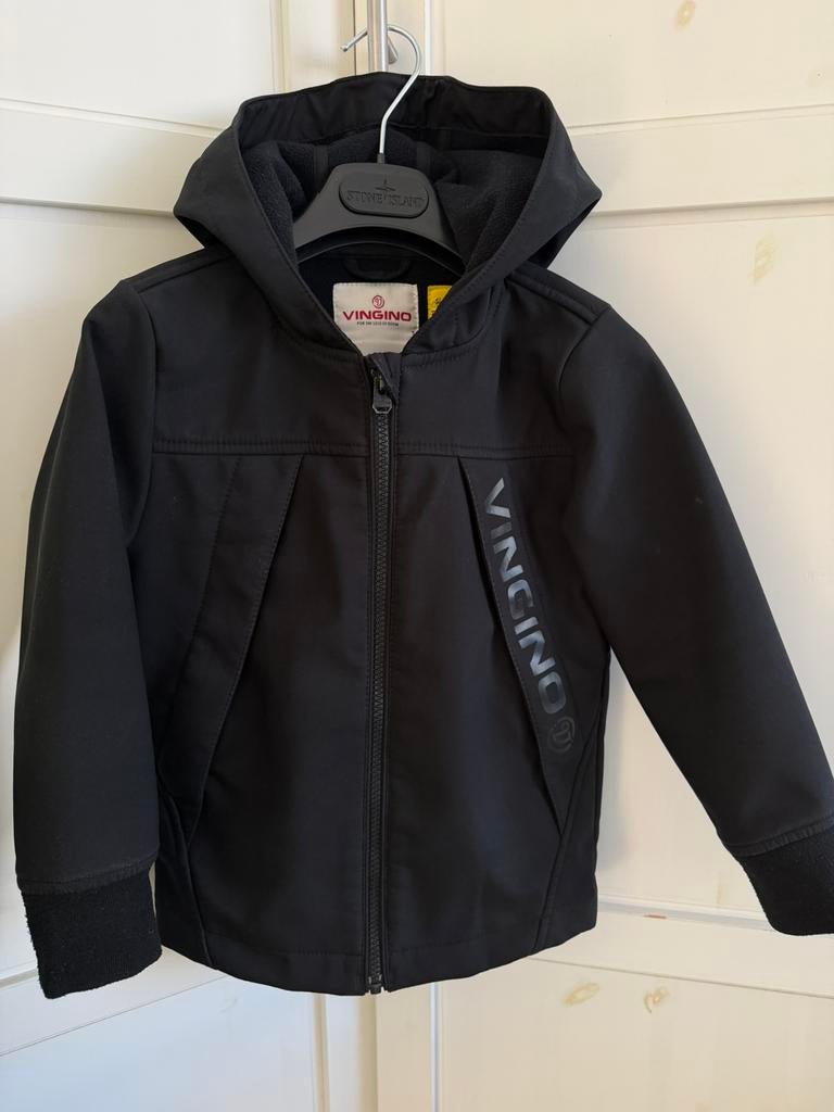 Vingino softshell jas maat 116, Kinderen en Baby's, Kinderkleding | Maat 116, Ophalen of Verzenden, Zo goed als nieuw, Jongen