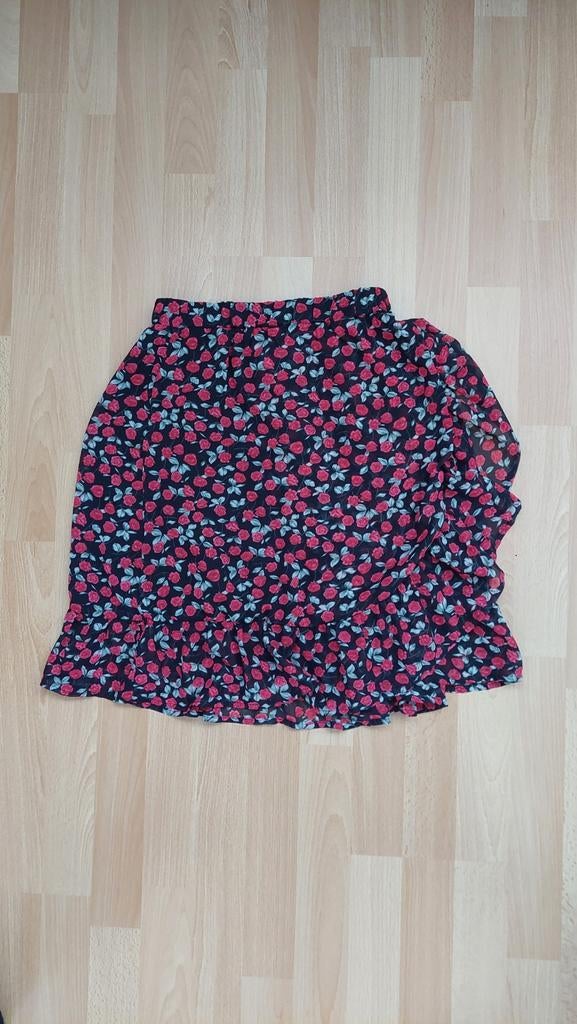 Omslagrok bloemen MAAT S NIEUW, Kleding | Dames, Rokken, Maat 38/40 (M), Zwart, Nieuw, Boven de knie