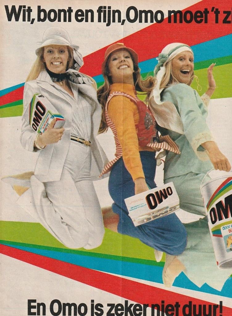 retro reclame 1977 Omo wasmiddel springende vrouwen, Verzenden, Overige typen