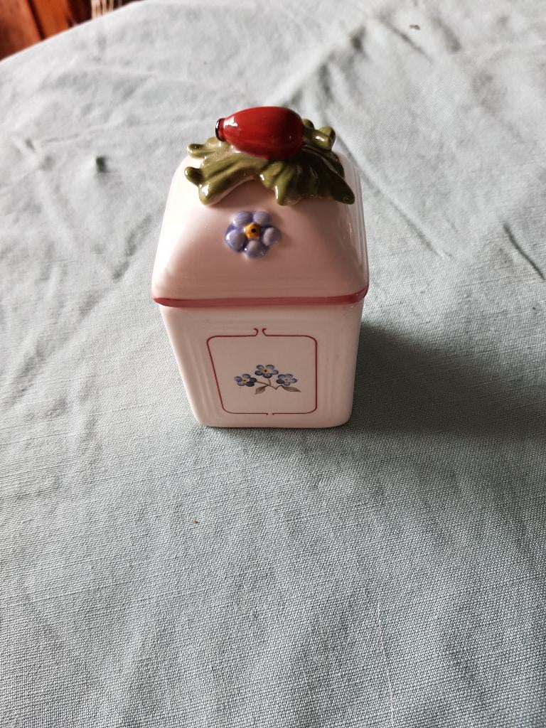 Villeroy & Boch potje met deksel Petite Fleur collectie, Huis en Inrichting, Keuken | Servies, Overige typen, Ophalen of Verzenden