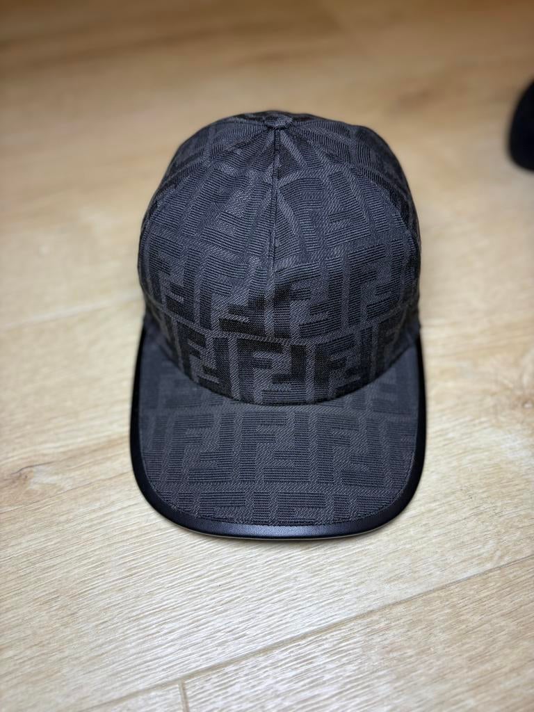 Fendi pet, Ophalen of Verzenden, Nieuw