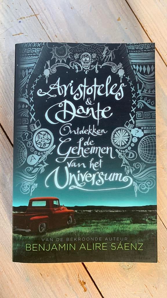 Aristoteles en Dante ontdekken de geheimen van het universum, Ophalen of Verzenden, Zo goed als nieuw, Benjamin Alire Sáenz