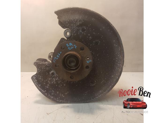 Fusee rechts-achter van een Audi A4, Gebruikt, -, -, -