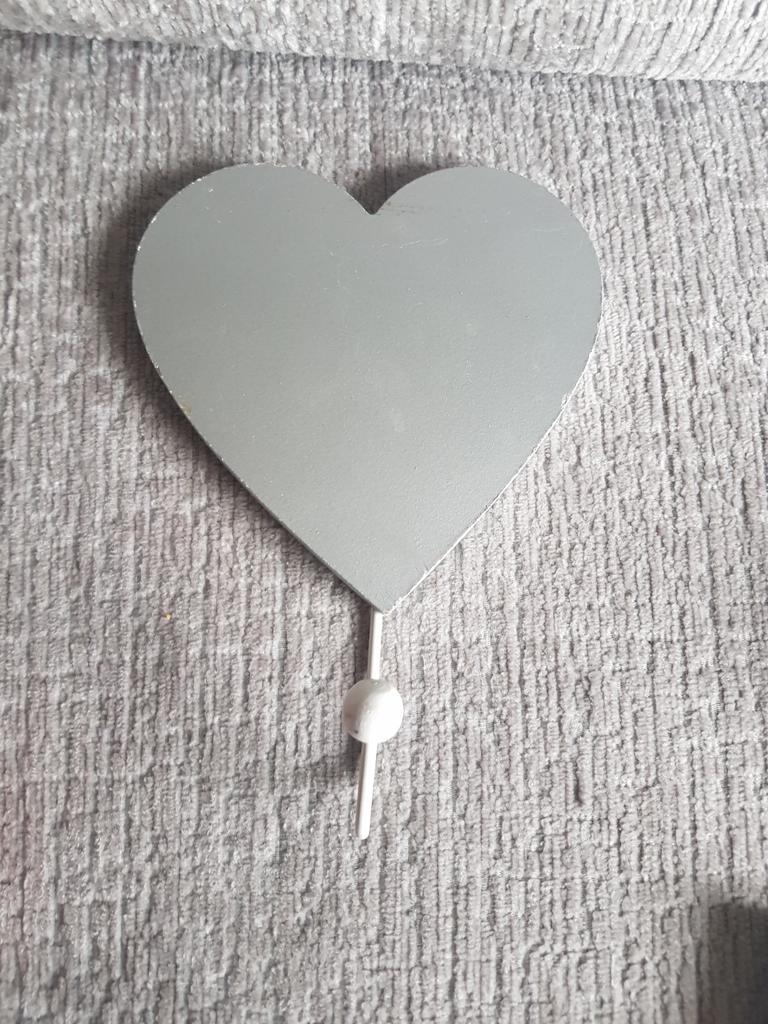 Hartjes ophanghaakje, Ophalen of Verzenden, Gebruikt