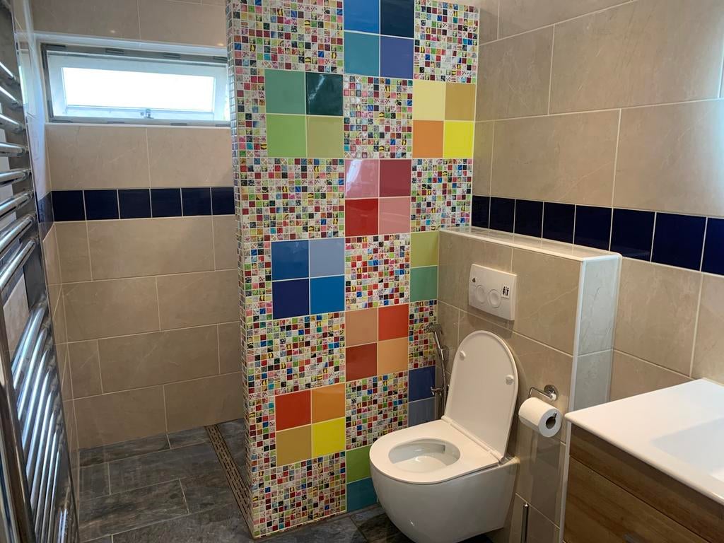 Foto 16 van Berghuis Renovatie; badkamers, toiletten, schilderwerk etc