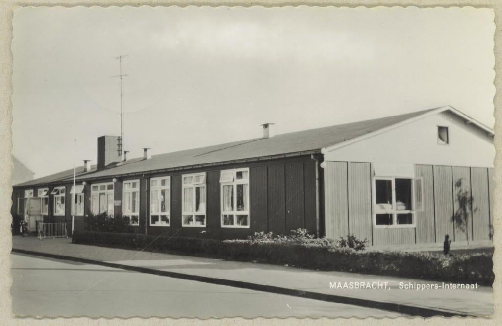 Maasbracht - Schippers-internaat, Ophalen of Verzenden, 1920 tot 1940, Gelopen, Limburg