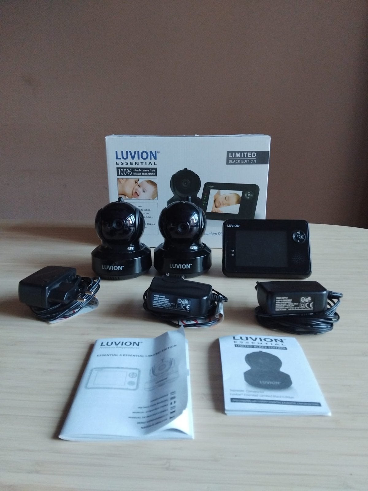 Luvion essential black edition met 2 camera’s, Verzenden, Gebruikt, 250 meter of meer, Camera