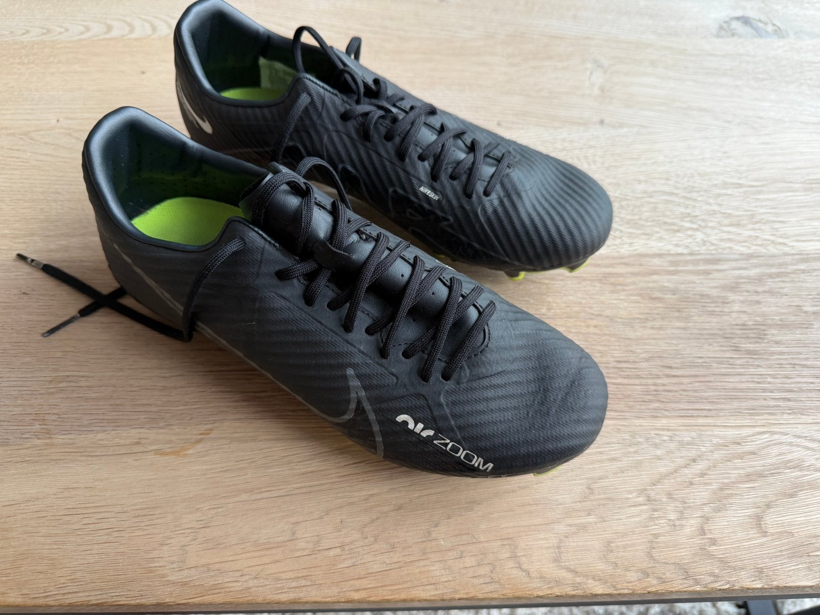 Voetbalschoenen nike maat 40.5, Sport en Fitness, Voetbal, Maat XS of kleiner, Schoenen, Ophalen of Verzenden, Zo goed als nieuw