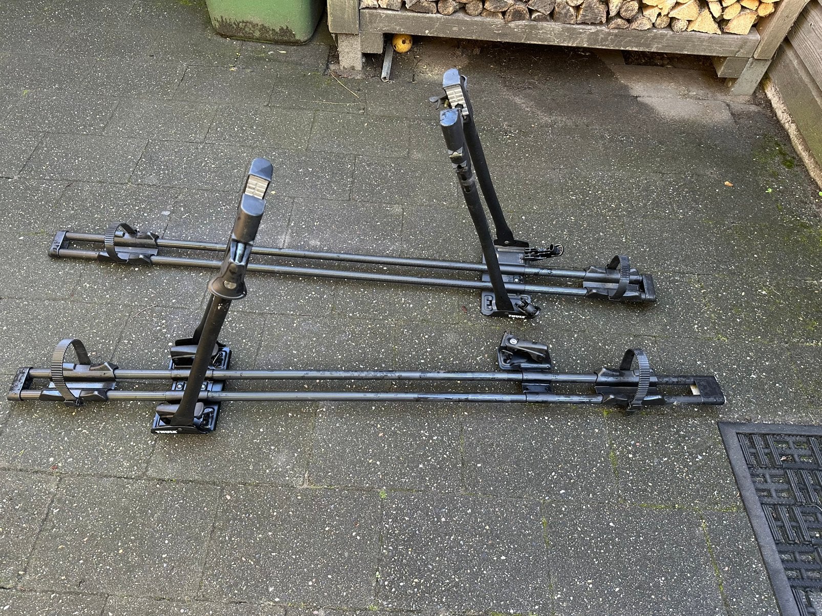 Thule dakdragers fietsendrager, Ophalen, Gebruikt, Dakdrager