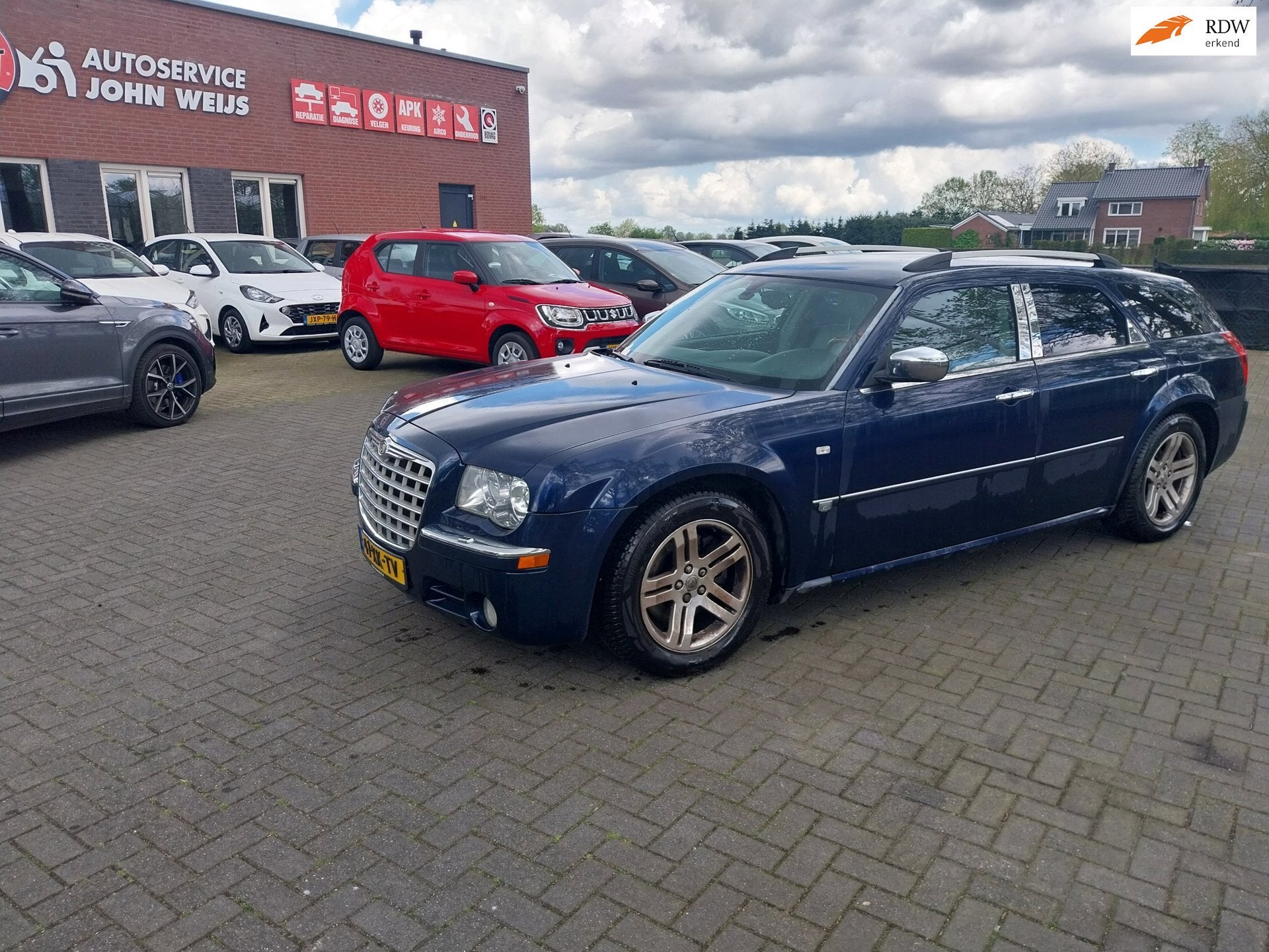 Chrysler 300C Touring 5.7 V8 HEMI (LET OP: TIK IN DE MOTOR), Auto's, Chrysler, Automaat, Gebruikt, 5654 cc, Blauw