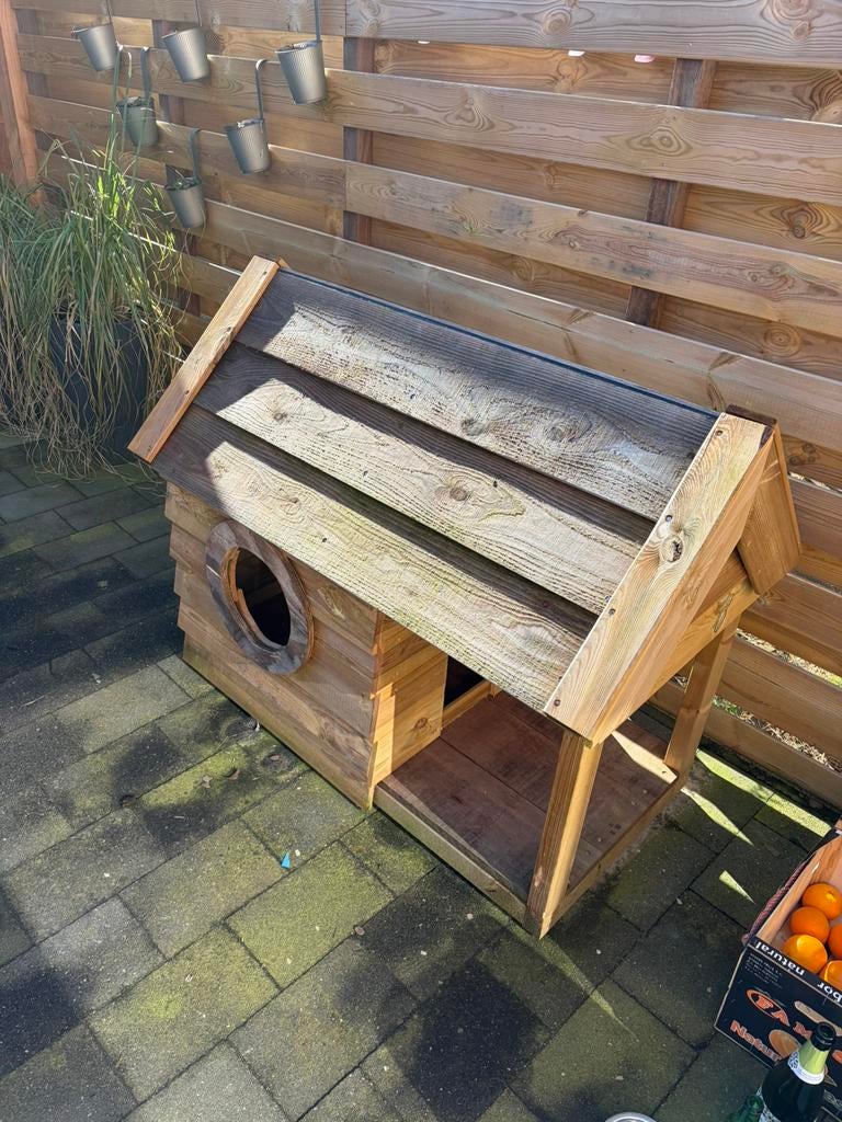 Mooi honden hok, Ophalen, Zo goed als nieuw, Rechthoekig, Hout
