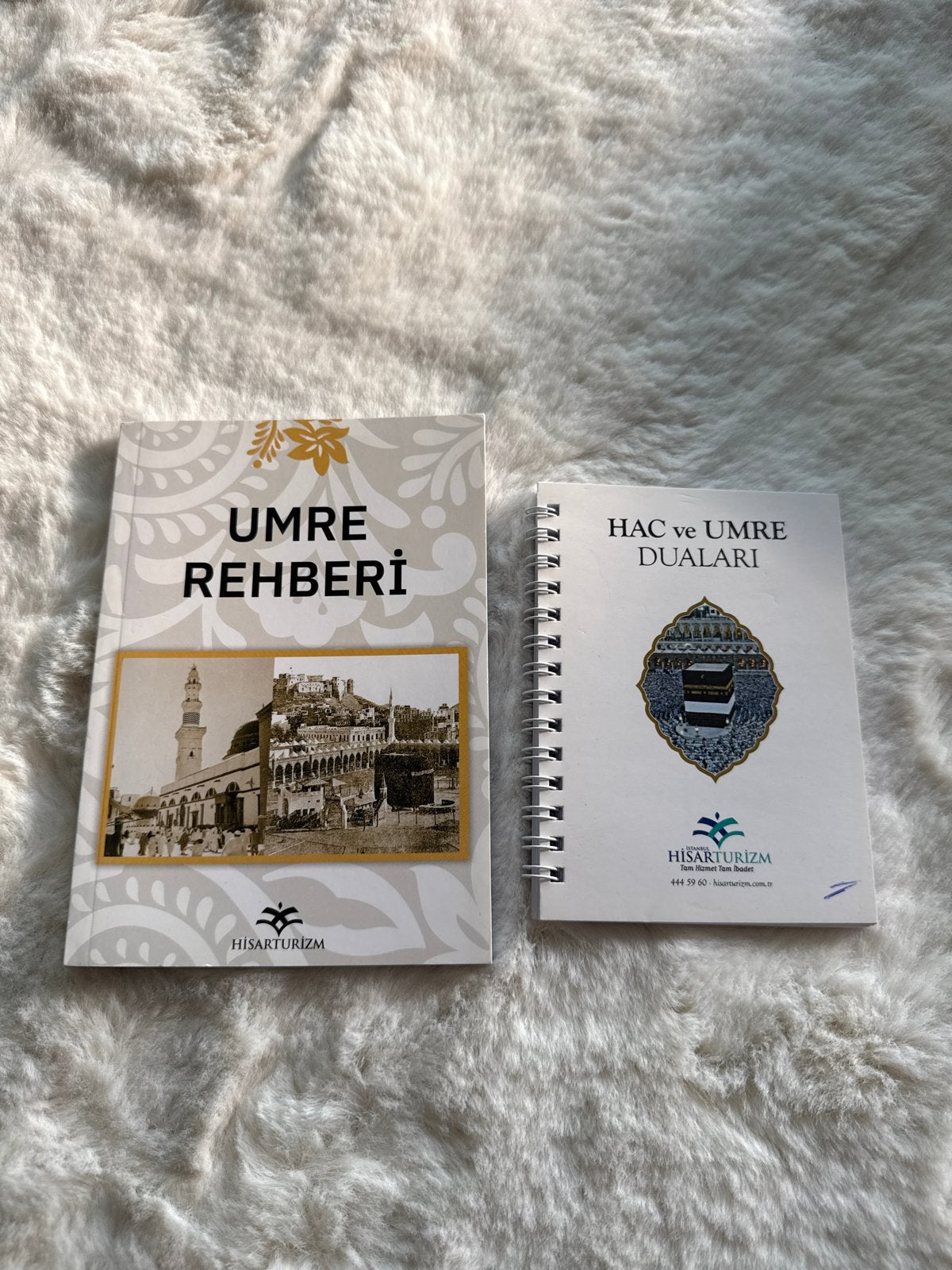 Umrah Reisgids & Gebedenboekje - Nieuwstaat, Boeken, Ophalen of Verzenden, Nieuw, Spiritualiteit algemeen, Instructieboek