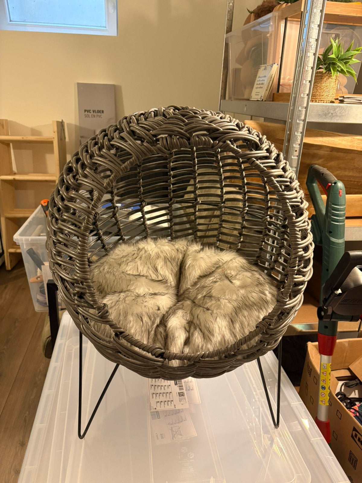 Kattenmand, Ophalen, Zo goed als nieuw, Riet