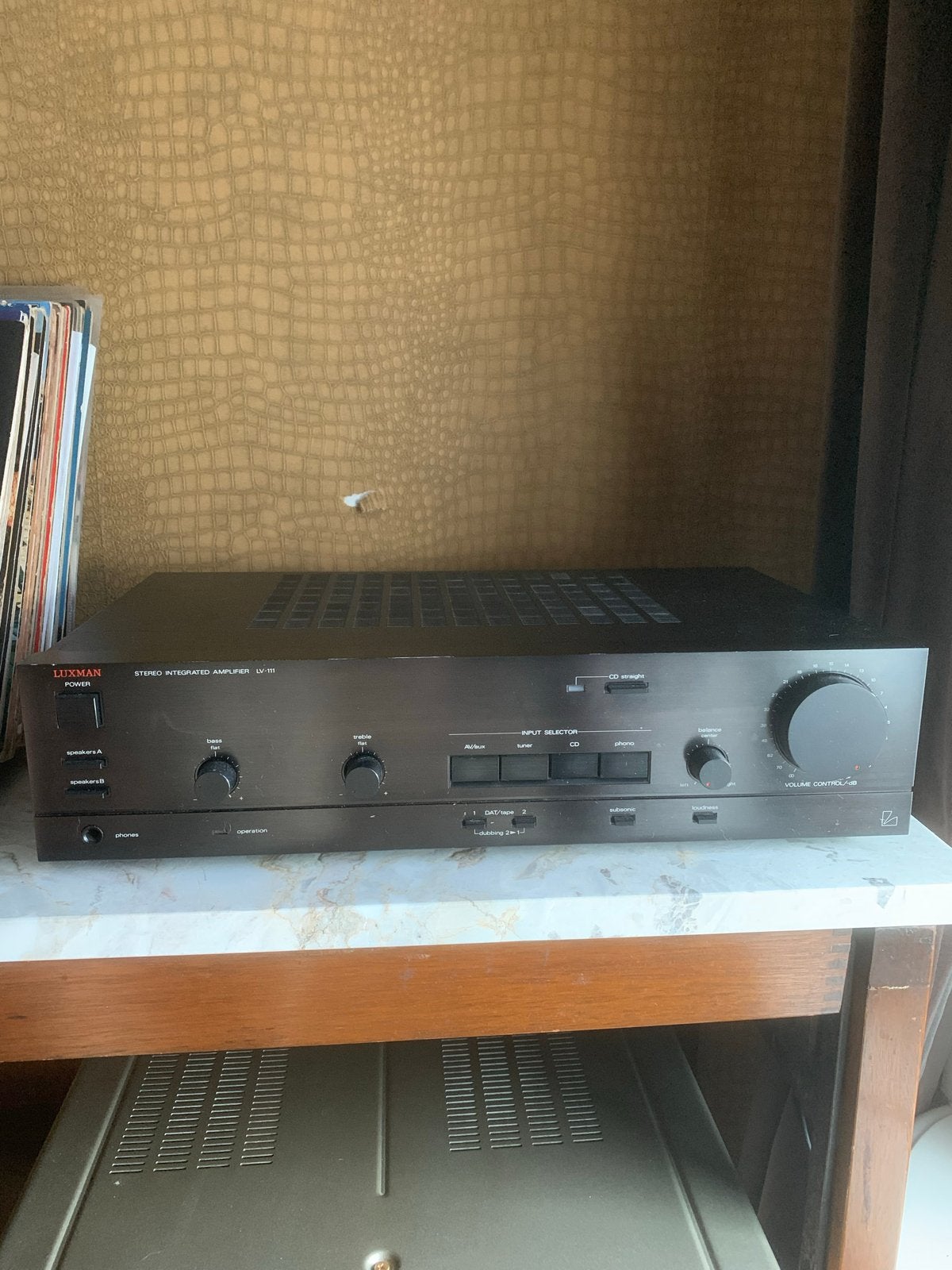 Luxman LV-111 Stereo Geïntegreerde Versterker, Zo goed als nieuw, 60 tot 120 watt, Stereo, Ophalen