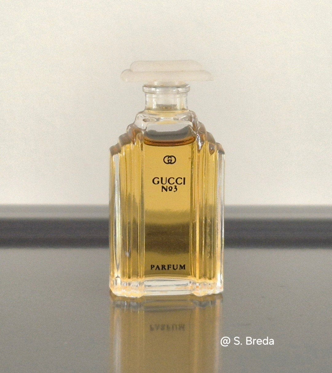 Gucci - no 3 - vintage miniatuur, Verzamelen, Ophalen of Verzenden, Zo goed als nieuw, Miniatuur, Gevuld