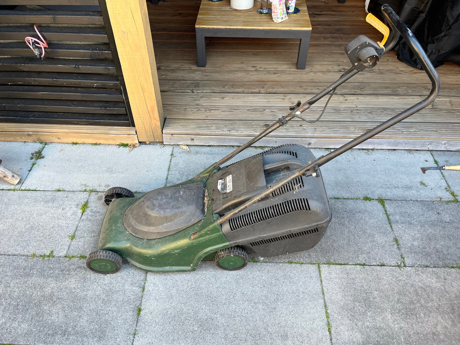 Elektrische grasmaaier - Gebruikt, Tuin en Terras, Grasmaaiers, Ophalen, Cirkelmaaier, Gebruikt, Elektrische grasmaaier