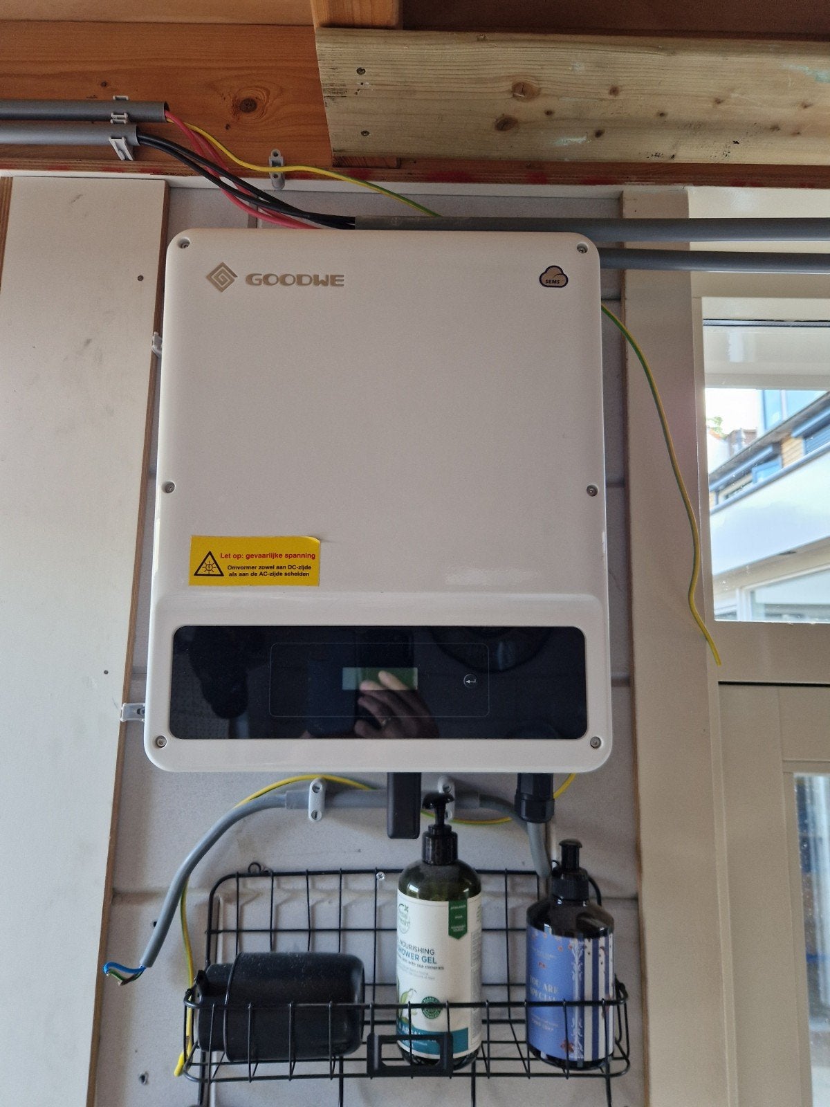 GoodWe GW3000T-DS Omvormer - Zo goed als nieuw, Ophalen of Verzenden, Zo goed als nieuw, Compleet systeem, 200 wattpiek of meer