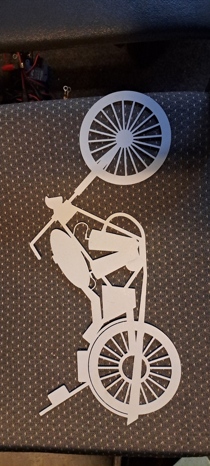 leuke muur hanger motor motorfiets, Overige merken, Ophalen of Verzenden, Zo goed als nieuw, Groter dan 1:32
