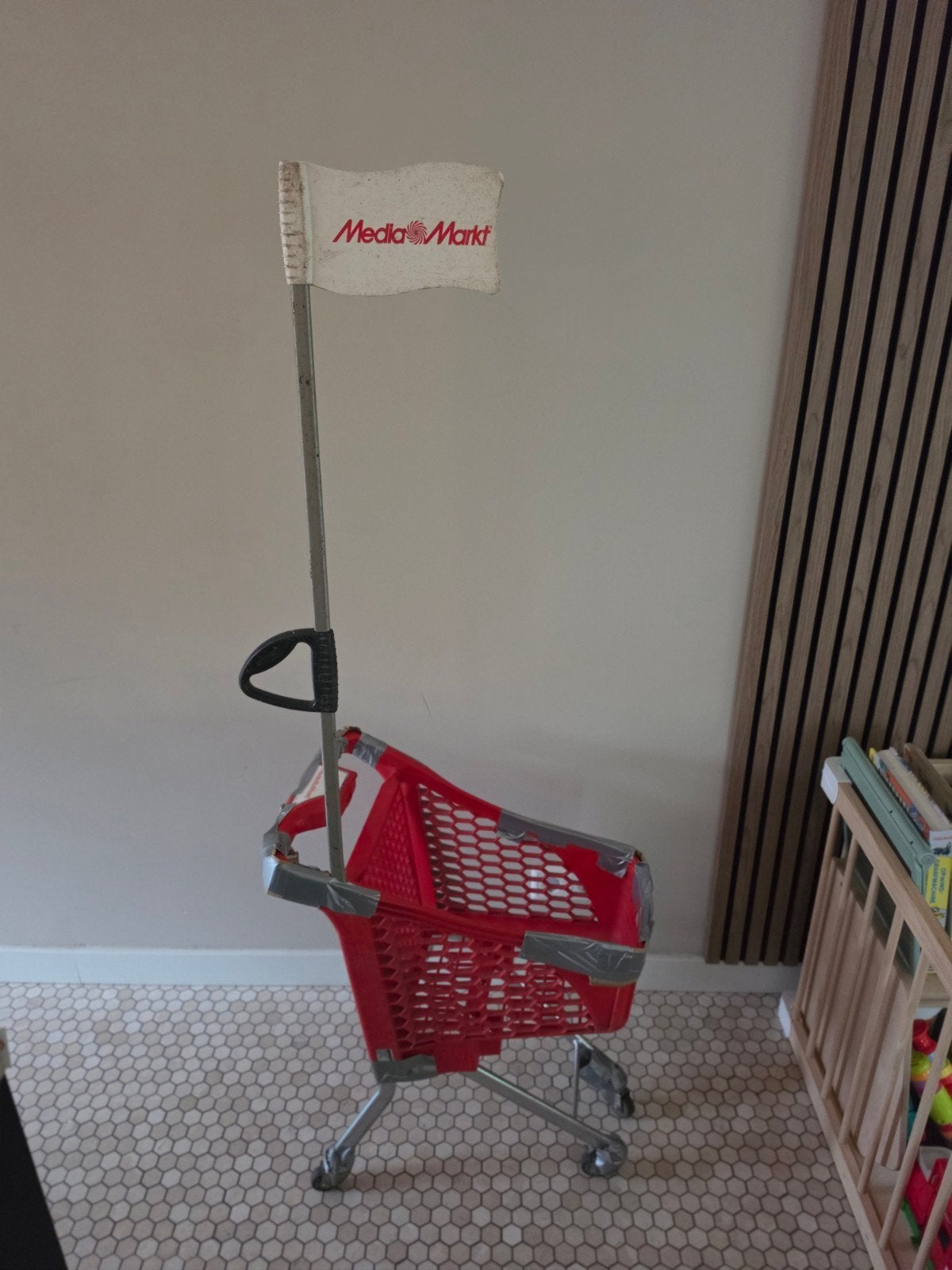 media markt winkelkarretje, Ophalen, Nieuw, Jongen of Meisje