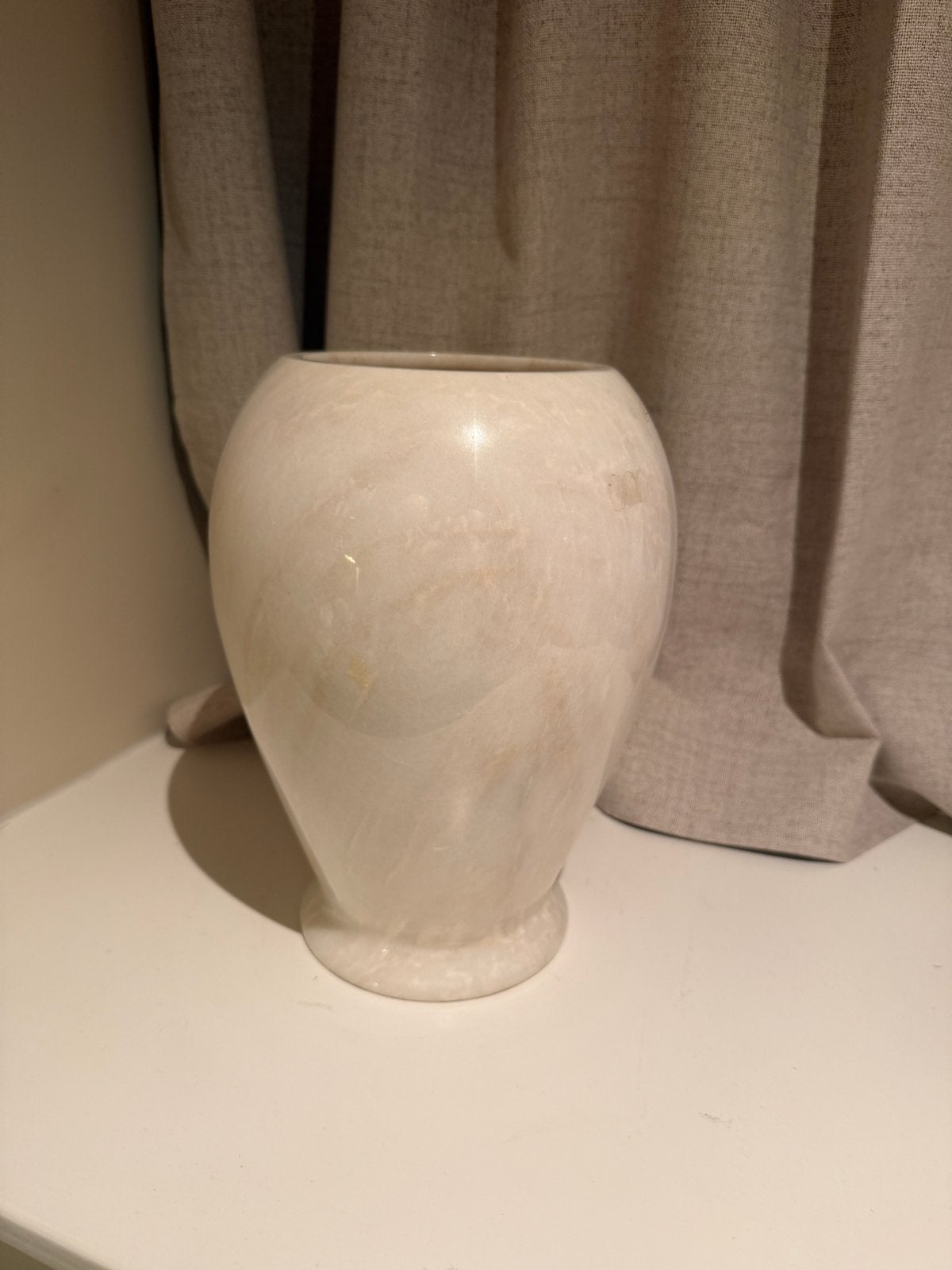 Zware echt marmeren vaas, Ophalen, Gebruikt, Met patroon/structuur, Beige