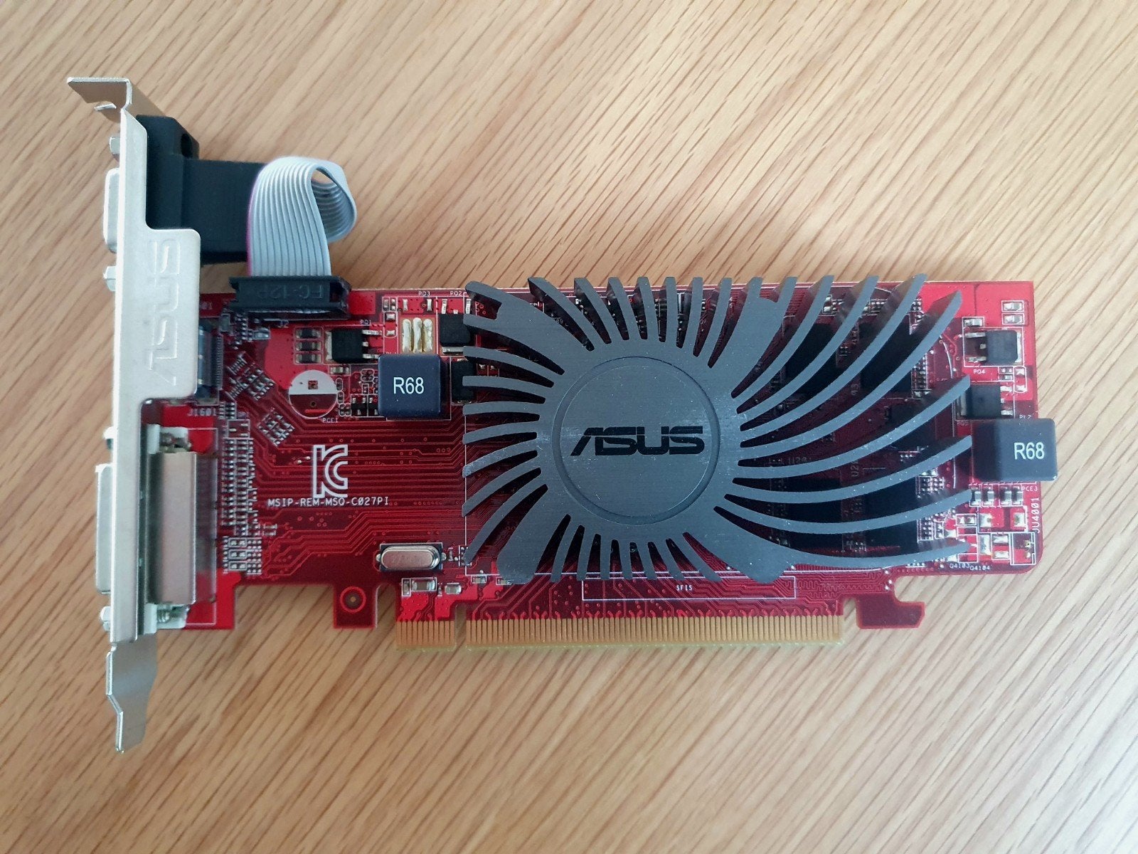ASUS HD5450-SL-2GD3-L Grafische Kaart, Computers en Software, Videokaarten, Gebruikt, AMD, GDDR3, HDMI