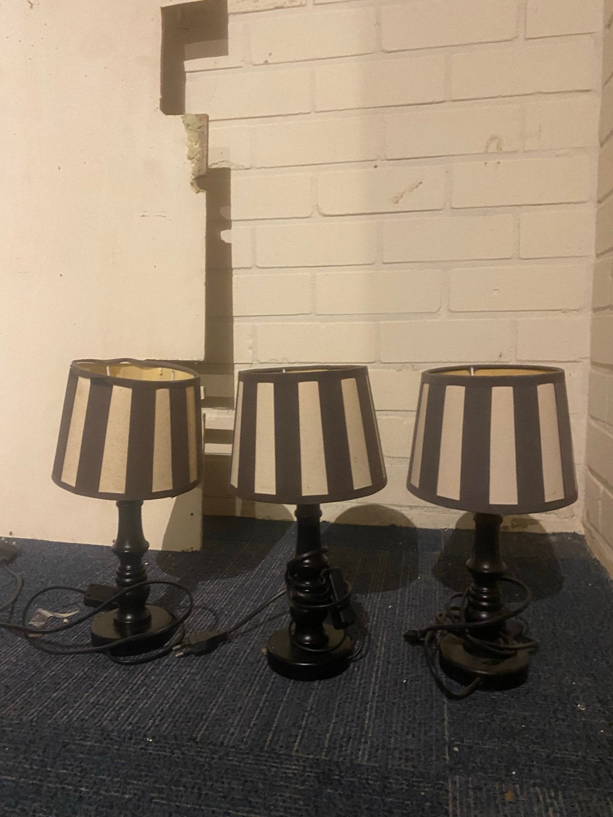 Set van 3 tafellampen met gestreepte kap, Ophalen, Gebruikt, Hout, Bruin