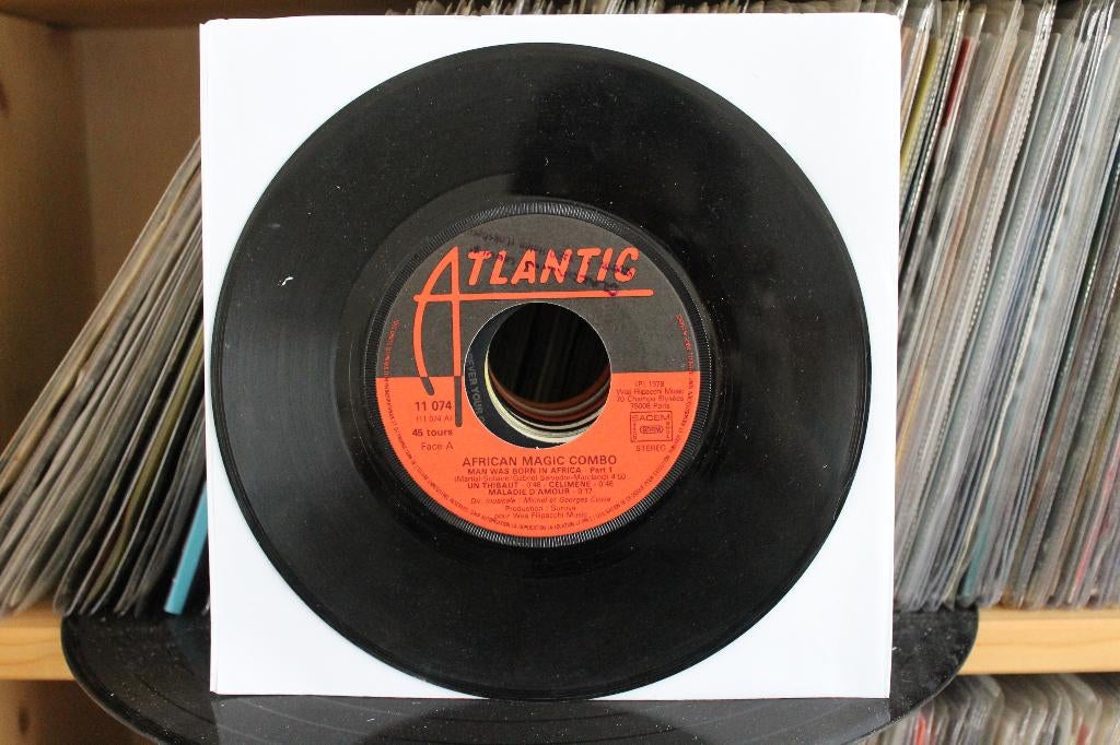 7" Single African Magic Combo - Man Was Born In Africa (Part, Gebruikt, 7 inch, Ophalen of Verzenden, Pop