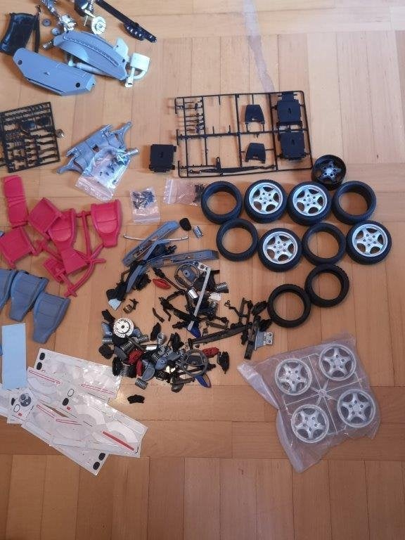 Tienduizenden reserveonderdelen voor Testarossa Pocher 1/8 s, Hobby en Vrije tijd, Modelauto's | 1:5 tot 1:12, Ophalen of Verzenden